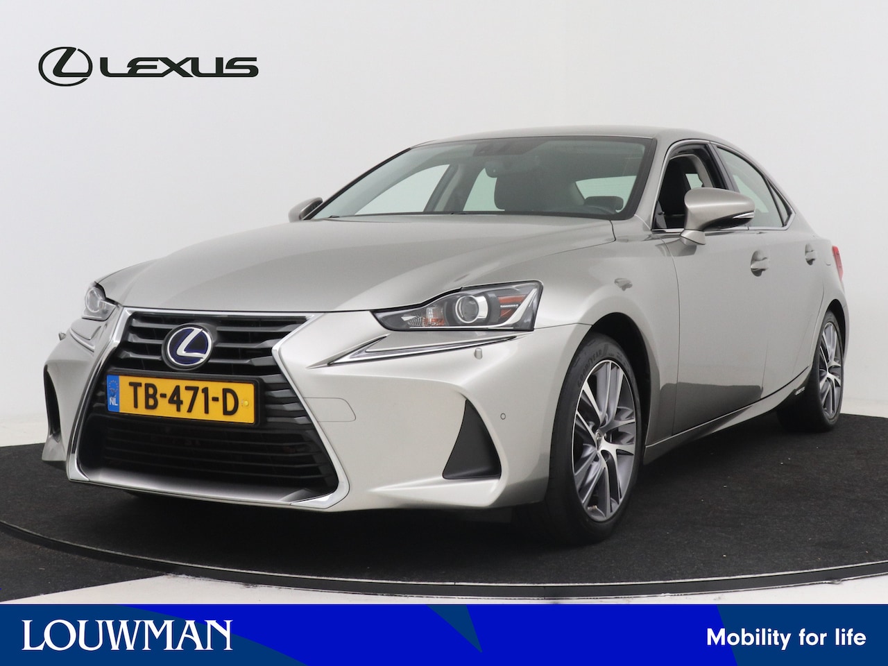 Lexus IS - 300h Hybrid Business Line | Lexus Navigatie | Half Leer | Stoelverwarming | LED koplampen - AutoWereld.nl