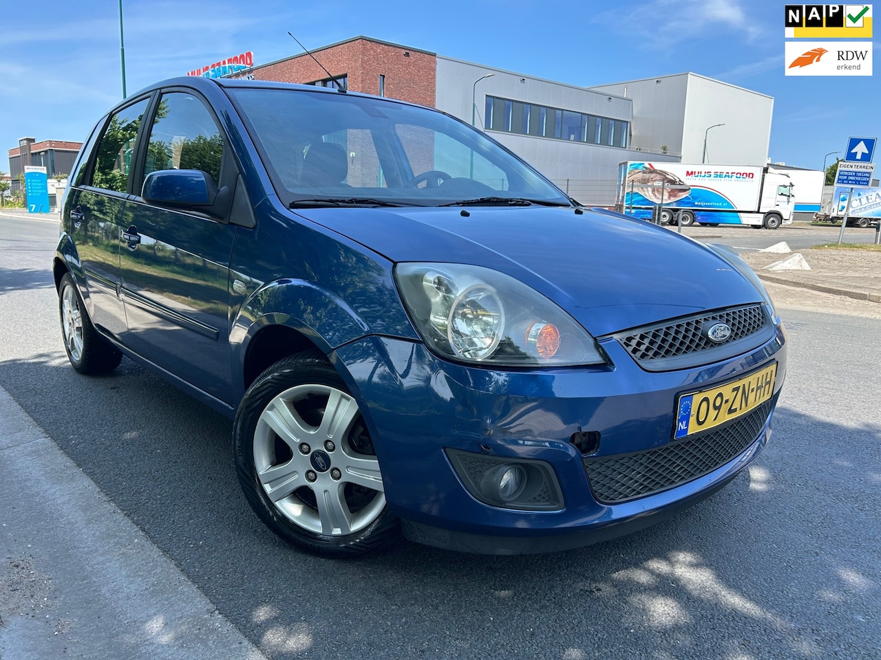 Ford Fiesta - 1.4-16V Futura XL BJ 2008 AIRCO/NAVI/5 DEURS/APK/ORG NL AUTO !!! - AutoWereld.nl