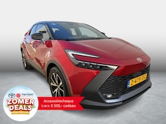 Toyota C-HR - 2.0 Hybrid 200 First Edition | Navigatie | 360 camera | Dodehoek detectie | Full LED | Ada