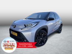 Toyota Aygo X - 1.0 VVT-i MT JBL | Navigatie | Keyless | Apple Carplay / Android Auto | Stoelverwarming