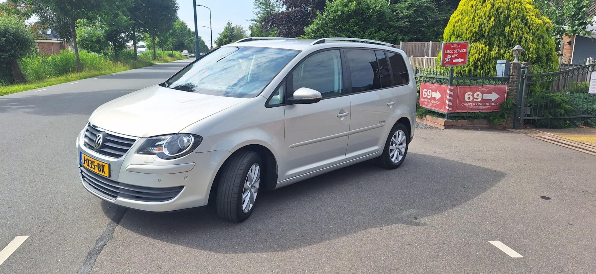 Volkswagen Touran - 1.4 TSI Trendline AUTOMAAT - AutoWereld.nl