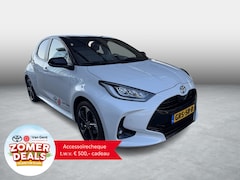 Toyota Yaris - 1.5 Hybrid 130 Launch Edition | JBL | Dodehoek | Stoelverwarming | Stuurverwarming