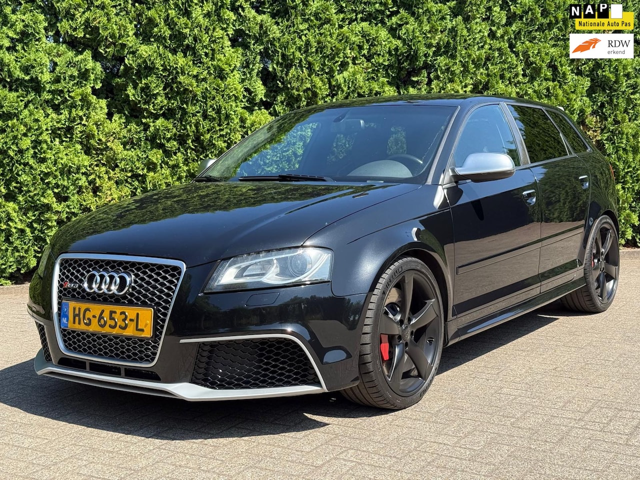 Audi A3 Sportback - 2.5 T RS 3 quattro schaalstoelen zwart leer 500pk - AutoWereld.nl