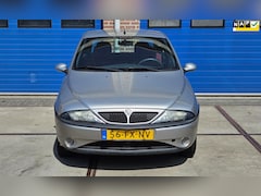 Lancia Y(psilon) - Ypsilon 1.2 Avantgarde AC