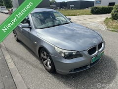 BMW 5-serie Touring - 523i loopt op 5 cilinders
