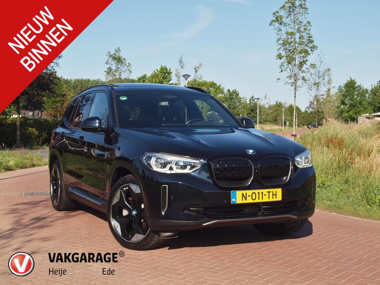 BMW iX3 - High Executive 80 kWh | Panoramadak | Apple Carplay | 360 Camera | Harman Kardon | Trekhaa - AutoWereld.nl