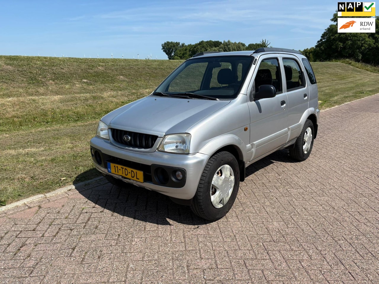 Daihatsu Terios - 1.3i DX 5-drs Automaat 110.508 km NAP Airco Electr. Ramen Spiegels Rijdt Perfect - AutoWereld.nl