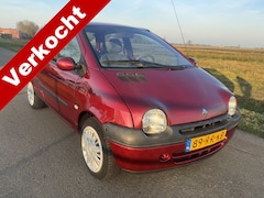 Renault Twingo - 1.2-16V Privilège Quickshift 5 Airco / APK 04-2026