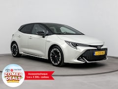 Toyota Corolla - 1.8 Hybrid GR-Sport | Trekhaak | Stoelverwarming | Parkeersensoren voor/achter | Apple Car