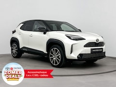 Toyota Yaris Cross - 1.5 Hybrid GR Sport | Navigatie | Head-up display | Dodehoek detectie | JBL | Stoelverwarm
