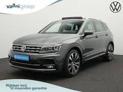 Volkswagen Tiguan - 2.0 TSI 190 pk DSG 4Motion Highline Business R / R-Line | Panoramadak | Trekhaak | Leder |