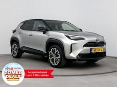 Toyota Yaris Cross - 1.5 Hybrid Executive | Panoramadak | JBL | Head-up display | Dodehoek detectie | Navigatie