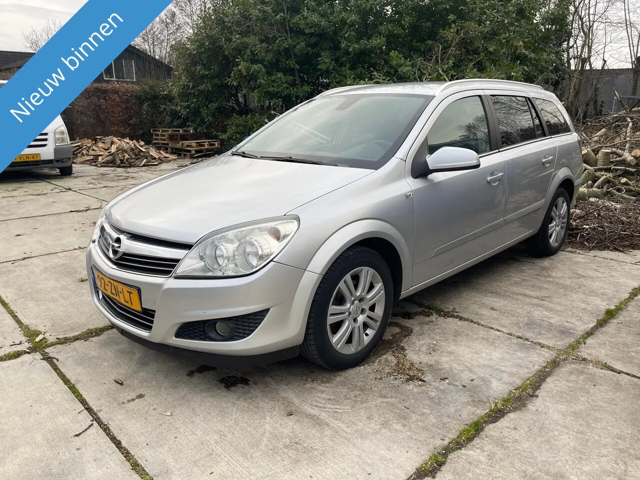 Opel Astra Wagon - 1.7 CDTi Cosmo airco - AutoWereld.nl