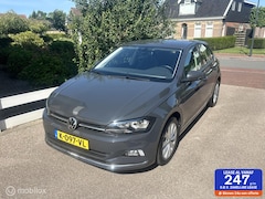 Volkswagen Polo - 1.0 TSI 95PK HiGHLINE DSG AUTOMAAT ADAPTIVE CRUISE CONTROLE PARKEERSENSOREN CARPLAY ZEER N