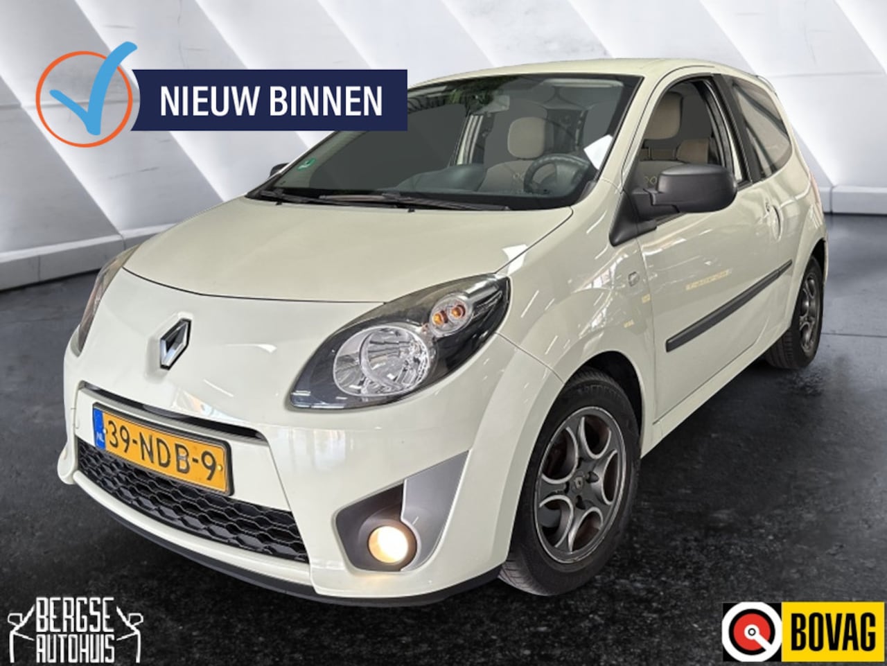 Renault Twingo - 1.2 16V Authentique Airco Lmv Aux Elek. Ramen - AutoWereld.nl