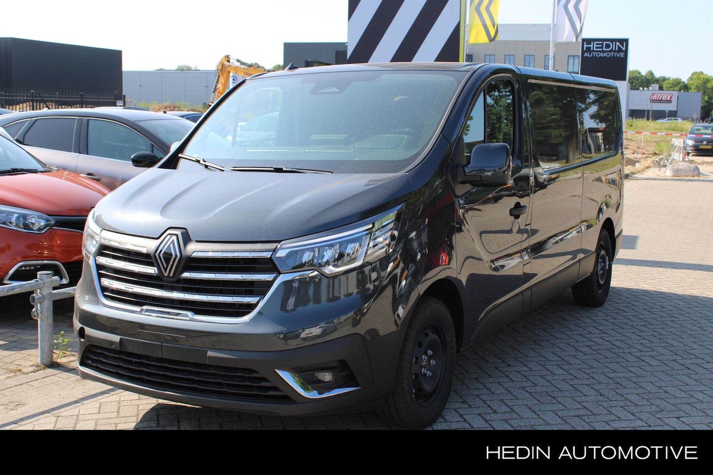 Renault Trafic E-Tech - Electric T29 L2H1 Advance 52 kWh | Trekhaak met Trailer Swing Control | Hout pakket laadru - AutoWereld.nl