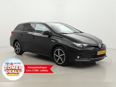 Toyota Auris Touring Sports - 1.8 Hybrid Dynamic | Stoelverwarming | Keyless | Cruise | Clima | Camera | 17 inch | Bluet