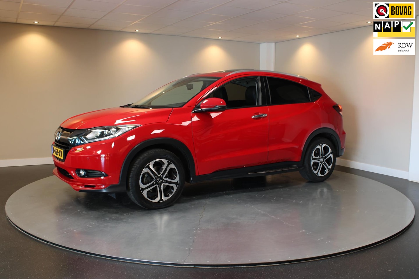 Honda HR-V - 1.5 i-VTEC Executive Automaat *Dealer OH* Pano|Stoelverw. - AutoWereld.nl