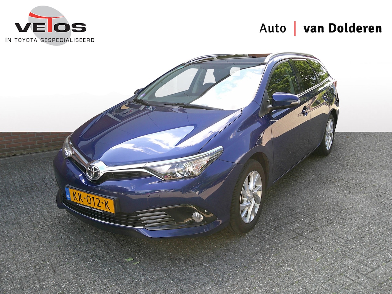 Toyota Auris Touring Sports - 1.2T Trend Trekhaak Navi Panoramadak - AutoWereld.nl