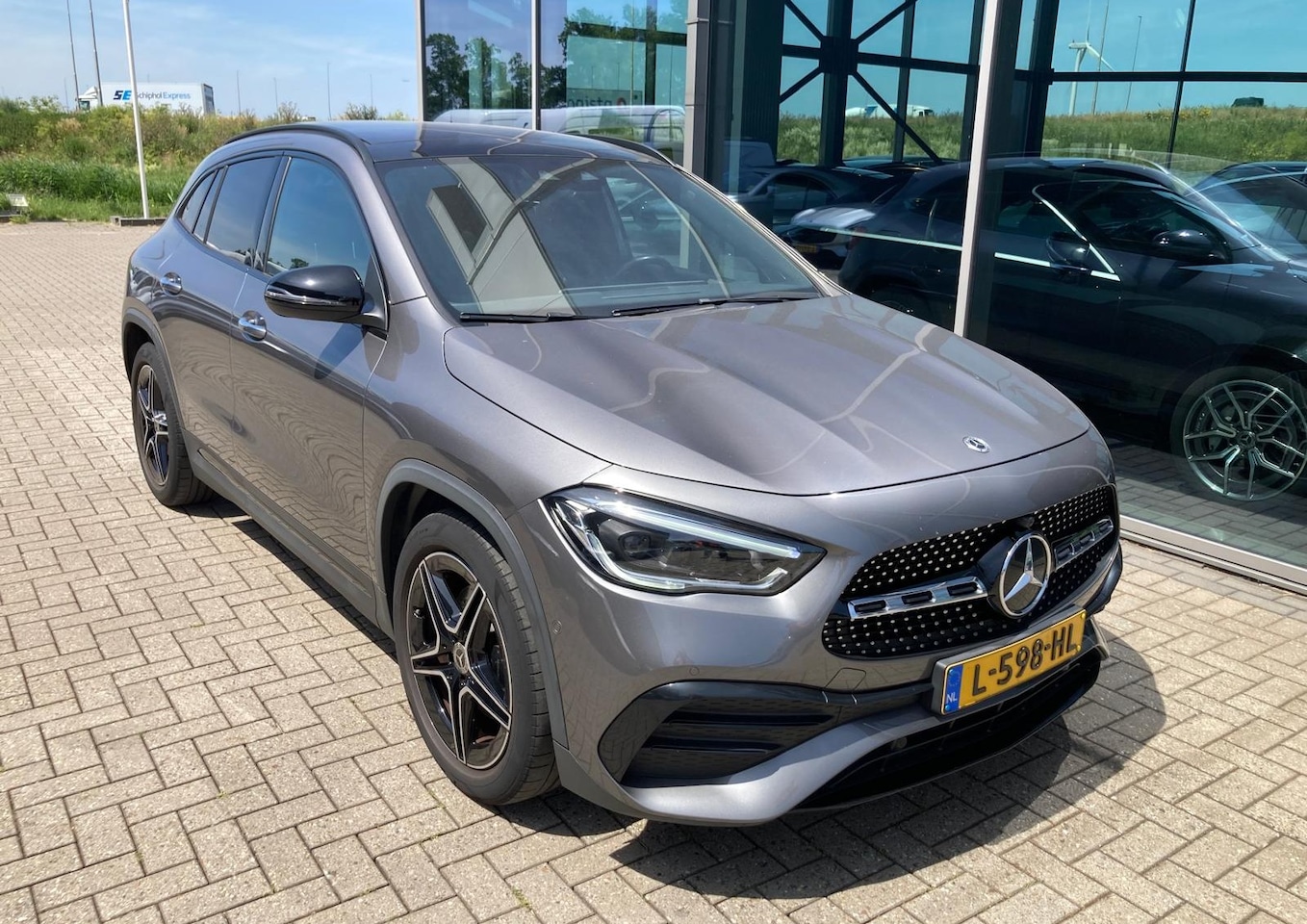 Mercedes-Benz GLA-Klasse - 200 Business Solution AMG AMG, Pano, Keyles, Multibeam, Nicht.p, Trekhaak , Camera - AutoWereld.nl