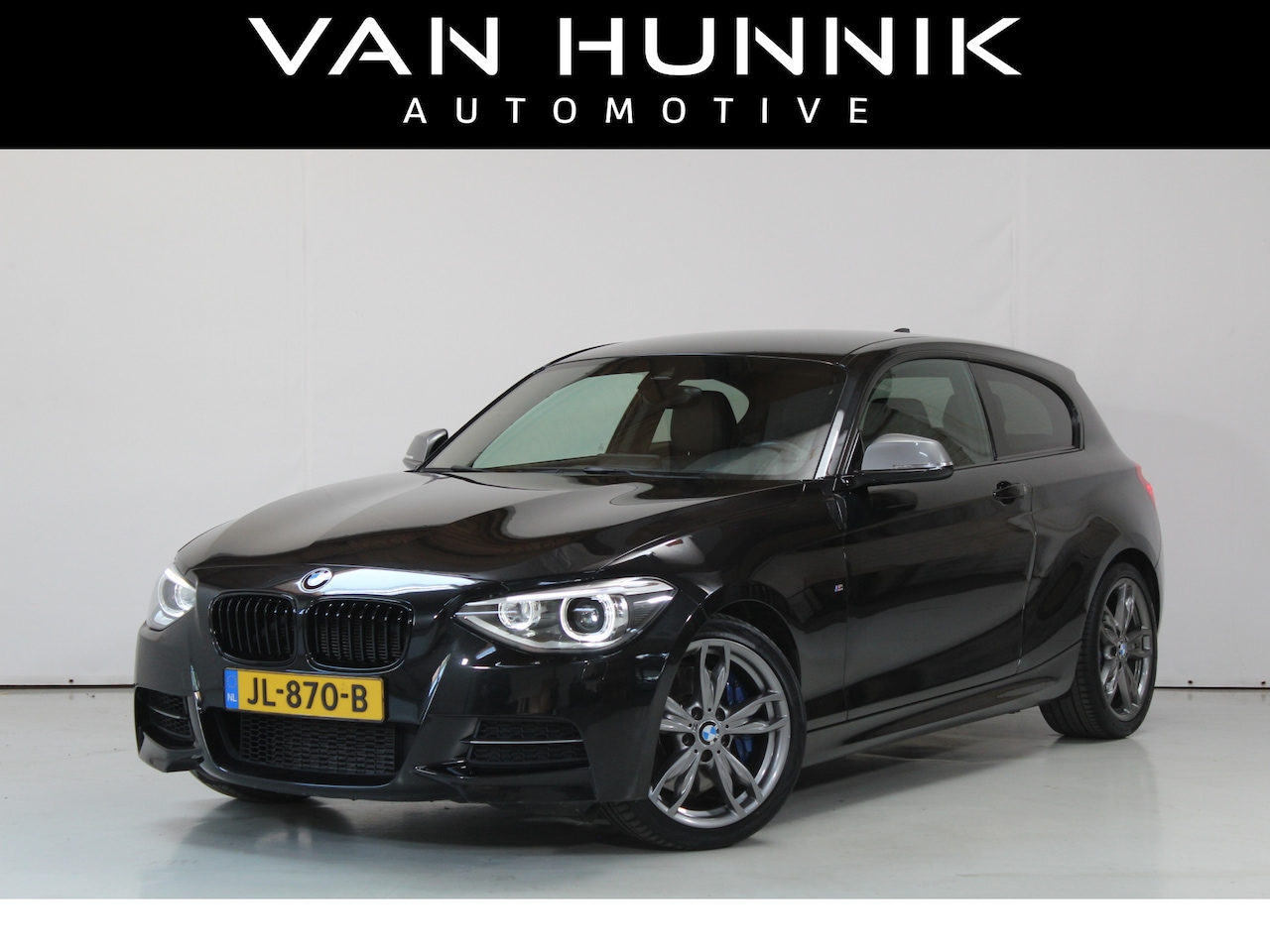 BMW 1-serie - M135i | Dealer Oh | H&K | Leder | Carplay - AutoWereld.nl