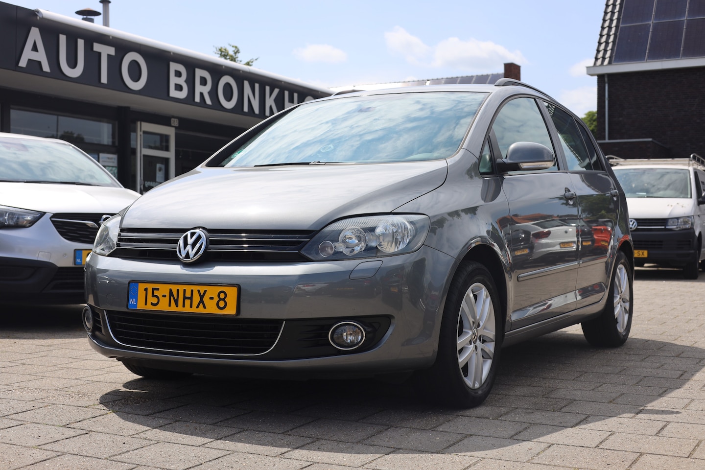 Volkswagen Golf Plus - 1.2 TSI HIGHLINE | AUTOMAAT | NAVI | TREKHAAK - AutoWereld.nl