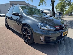 Volkswagen Golf - 2.0 GTI 240pk Automaat 5deurs Airco/ECC, Navi, Leder, Camera, Xenon