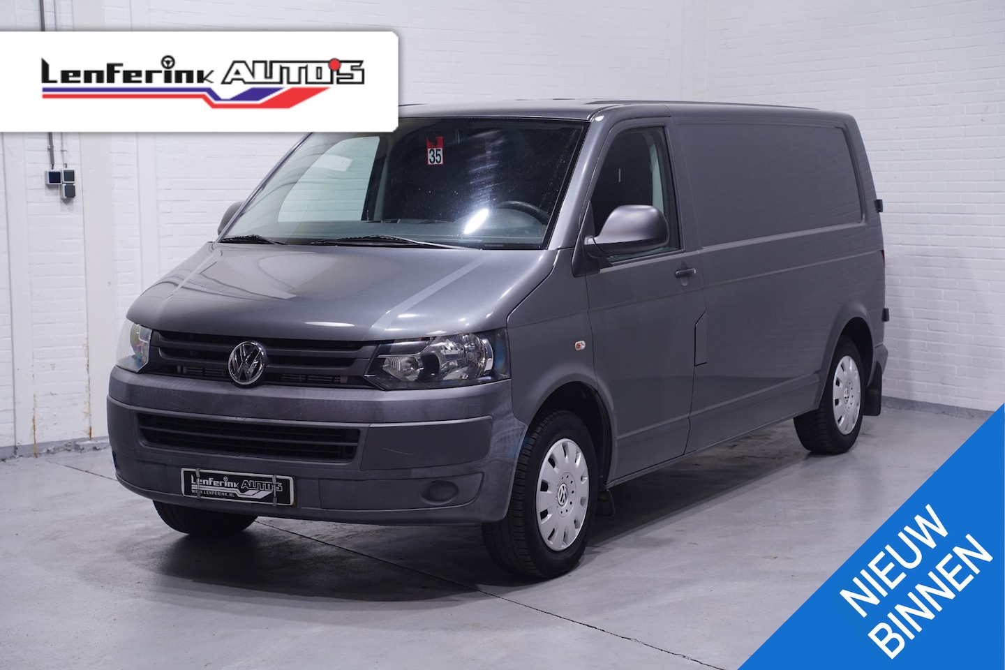 Volkswagen Transporter - 2.0 TDI 140 pk L2H1 Airco, APK 11-2025 Cruise Control, Nette Auto, 3-Zits - AutoWereld.nl