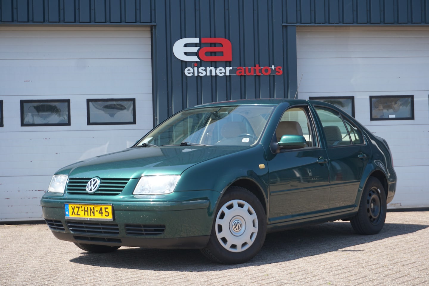 Volkswagen Bora - 1.6 Trendline | APK NIEUW | - AutoWereld.nl