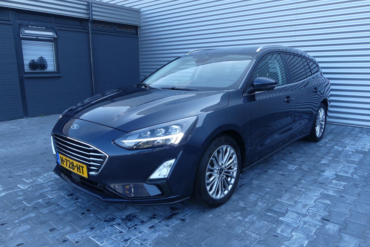 Ford Focus Wagon - 1.0 EcoBoost Titanium Business CRUISE, CLIMA, NAVI, CAMERA, WINTER PACK, 80.388 - AutoWereld.nl