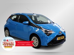 Toyota Aygo - 1.0 VVT-i x-play | Apple Carplay / Android Auto | Airco | Camera | Bluetooth
