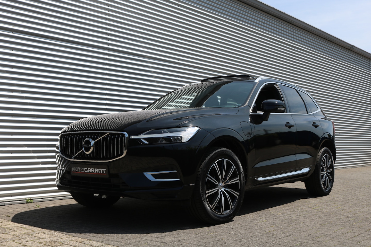 Volvo XC60 - 2.0 T8 Twin Engine AWD Inscription 2.0 T8 Twin Engine AWD Inscription (Panoramadak Sportleder/Memory Navi Camera Full-Led 19I - AutoWereld.nl