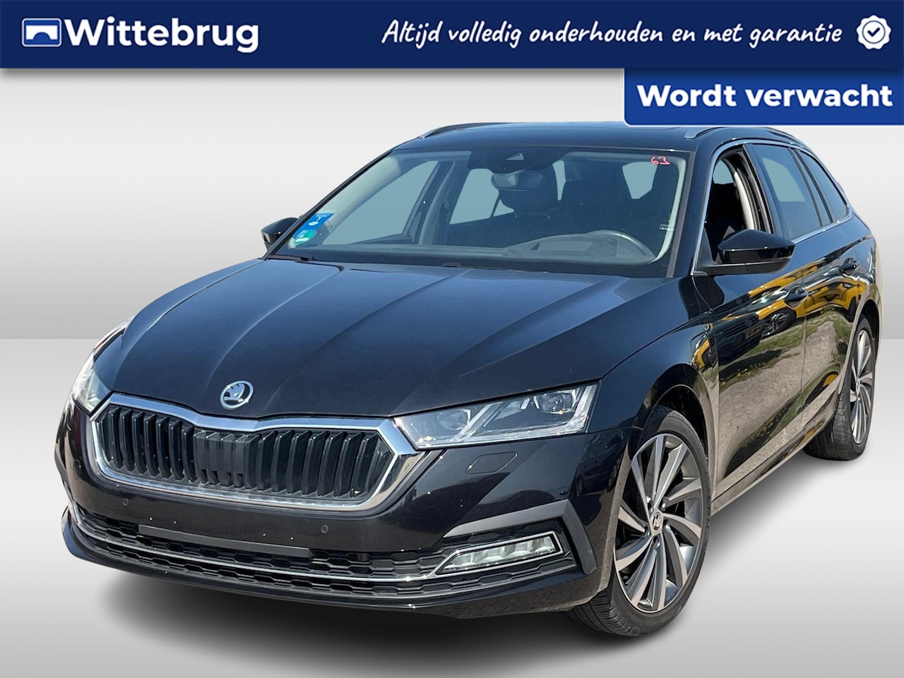 Skoda Octavia Combi - 1.4 TSI 204pk iV PHEV Business Edition DSG Automaat Panoramadak / 18" / LED / Navigatie / - AutoWereld.nl