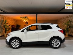 Opel Mokka - 1.4 T Cosmo Garantie NAP Trekhaak Camera StuurVW StoelVW PDC Cruise Clima Navi Sfeer Rijkl
