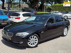 BMW 5-serie - 528i High Executive|Leder|Dakje|Soft close|Groot Navigatie|Cruise control|Trekhaak|Climate