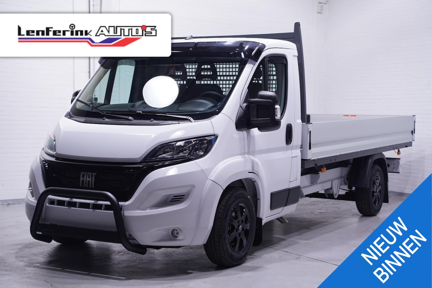 Fiat Ducato - 2.2 MJet 140 pk L4 Black&White Edition Pick Up /Open Laadbak Airco, Cruise Control, 3-Zits - AutoWereld.nl