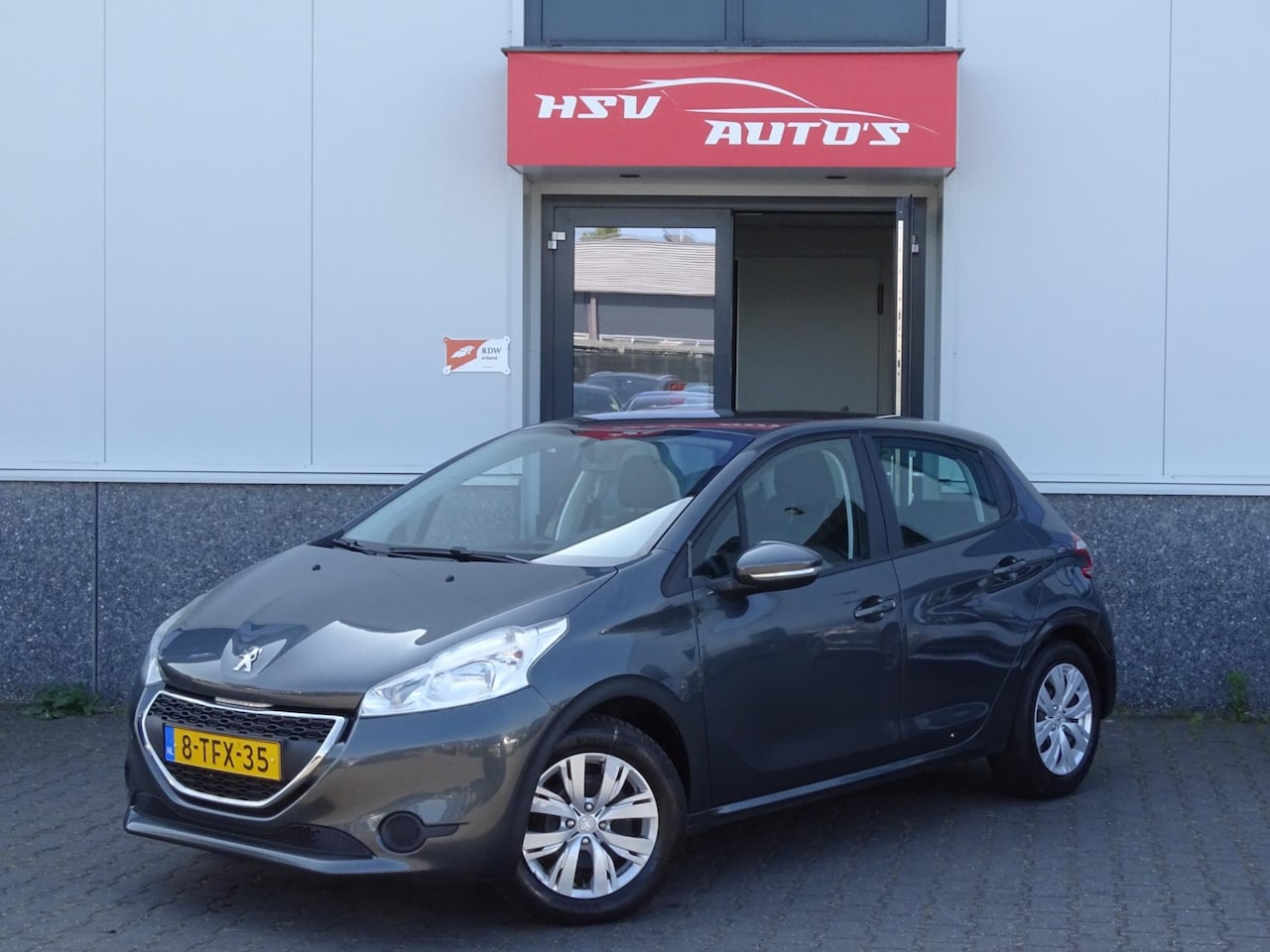 Peugeot 208 - 1.2 VTi Active airco 4-deurs - AutoWereld.nl