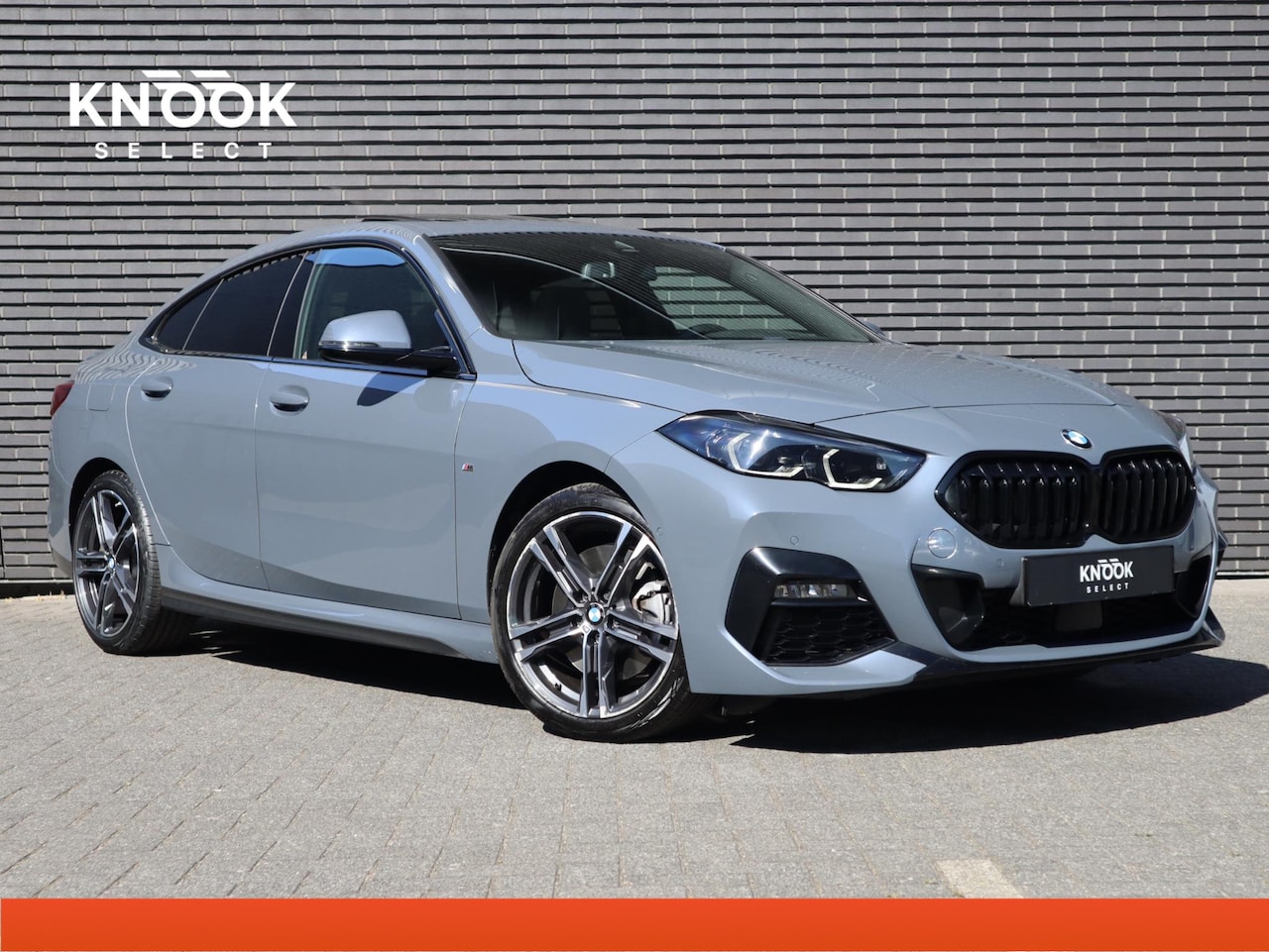 BMW 2-serie Gran Coupé - 220i M Sport High Executive | Panodak | Stuurwiel verwarmd | ambient | - AutoWereld.nl