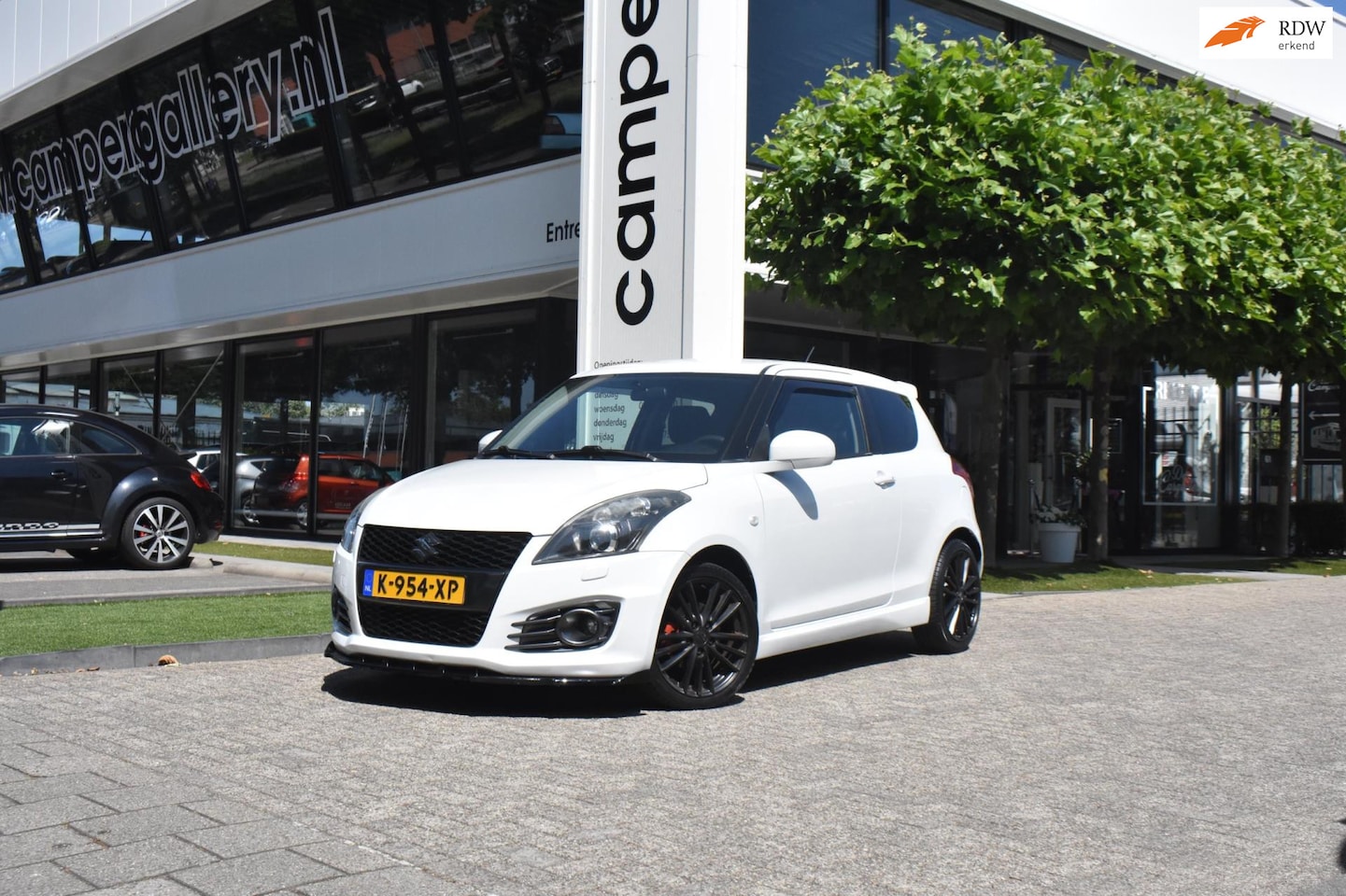 Suzuki Swift - 1.6 Sport 136PK!! APPLE CARPLAY, CLIMA, CRUISE CONTROL, STOELVERWARMING, MULTISTUUR - AutoWereld.nl