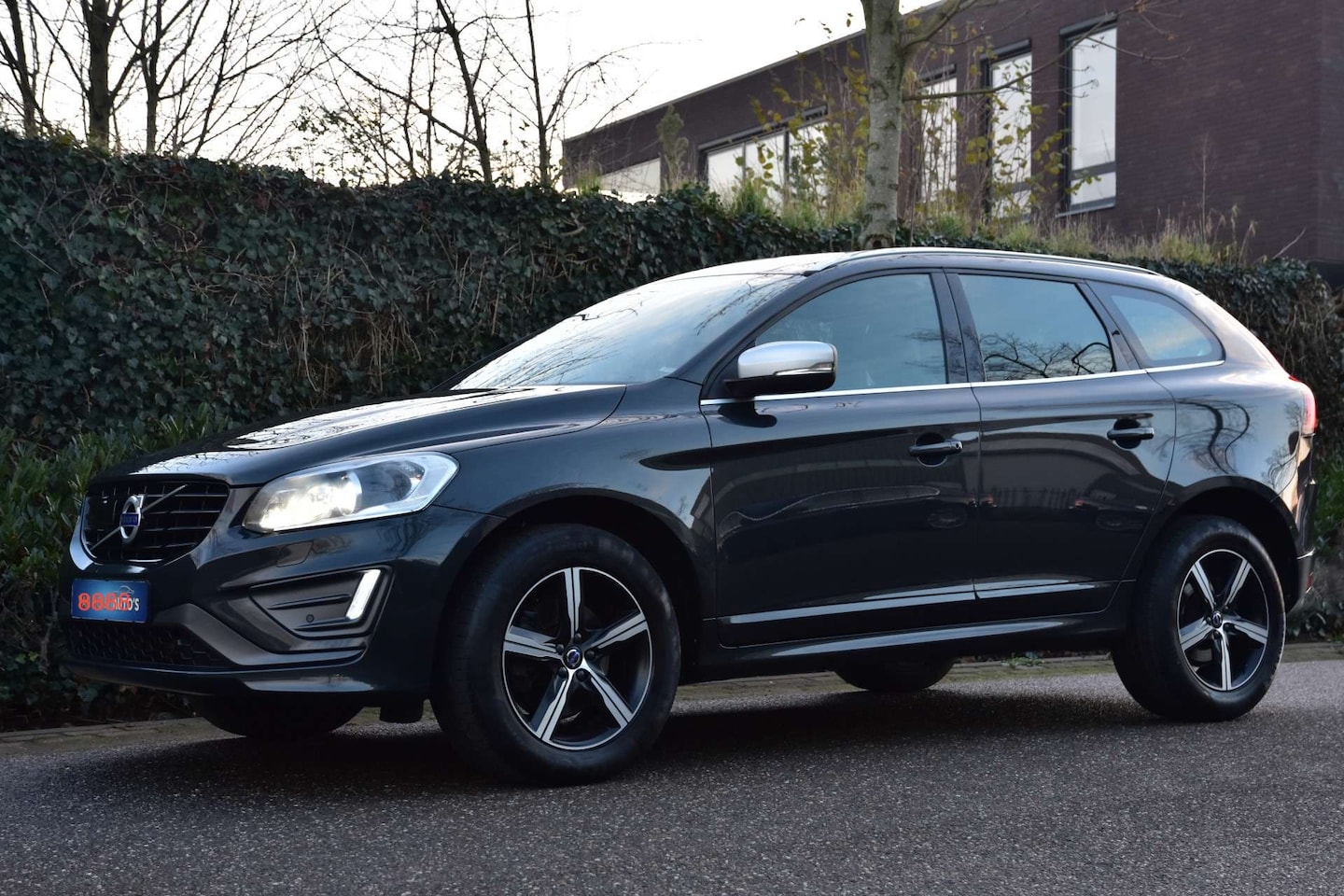 Volvo XC60 - 2.0 D3 FWD R-Design - AutoWereld.nl