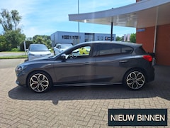 Ford Focus - 1.5 EcoB. ST Line X 182 PK Automaat Focus 1.5 EcoBoost ST Line Business