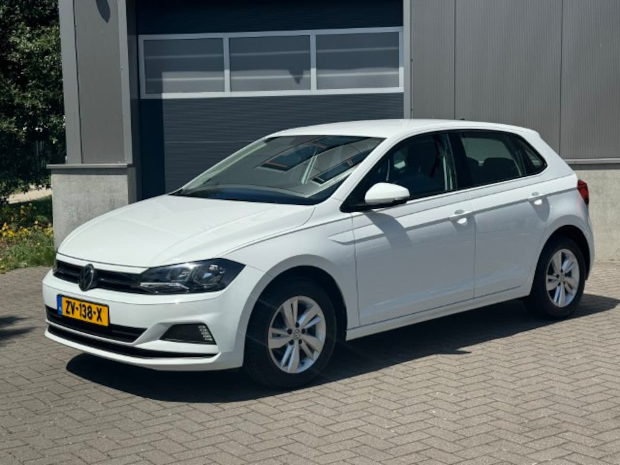 Volkswagen Polo - 1.0 TSI 70 kw Beats virtual cockpit - AutoWereld.nl