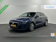 Hyundai i30 Fastback - 1.0 T-GDI Premium CAMERA TREKHAAK NAVI CRUISE ECC