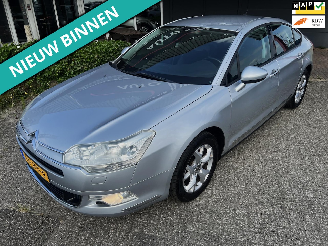 Citroën C5 - 2.0 16V Ligne Business ECC/CRUISE/NAV/LEDER APK+NAP - AutoWereld.nl