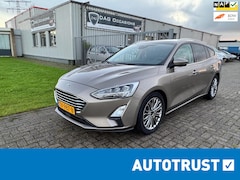 Ford Focus Wagon - 1.0 Titanium CAMERA|CARPLAY|ELEK TREKHAAK|LINE ASSIST