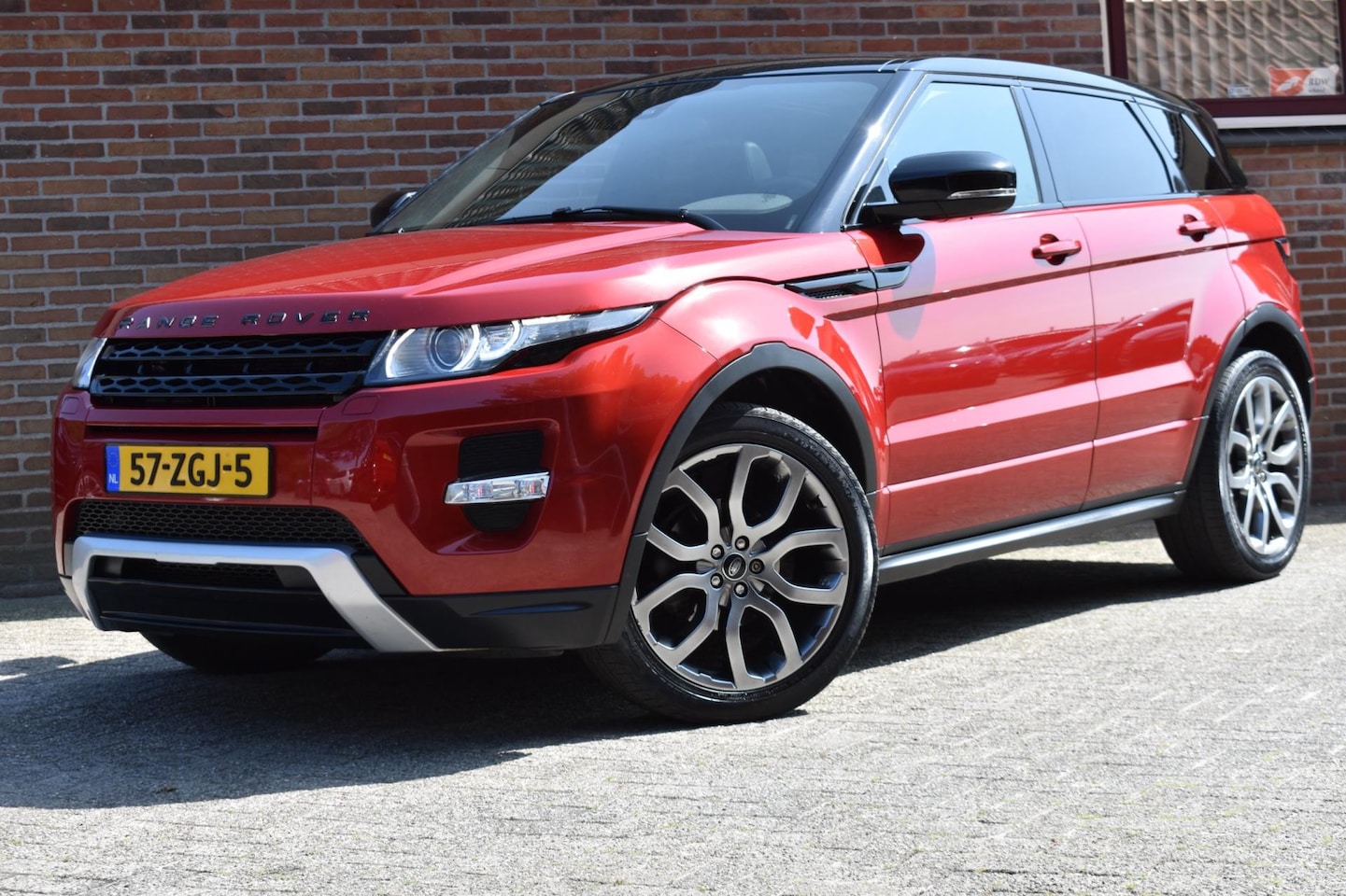 Land Rover Range Rover Evoque - 2.2 TD4 4WD Prestige '12 Pano Leder Clima Navi Cruise Inruil mogelijk - AutoWereld.nl