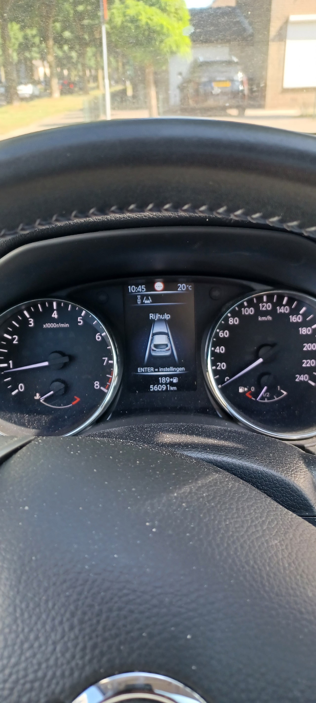 Nissan Qashqai - 1.2 Tekna - AutoWereld.nl