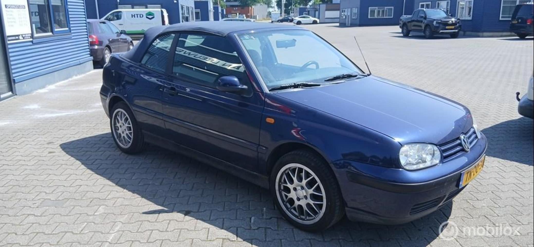 Volkswagen Golf Cabriolet - 1.8 Trendline APK verlopen - AutoWereld.nl