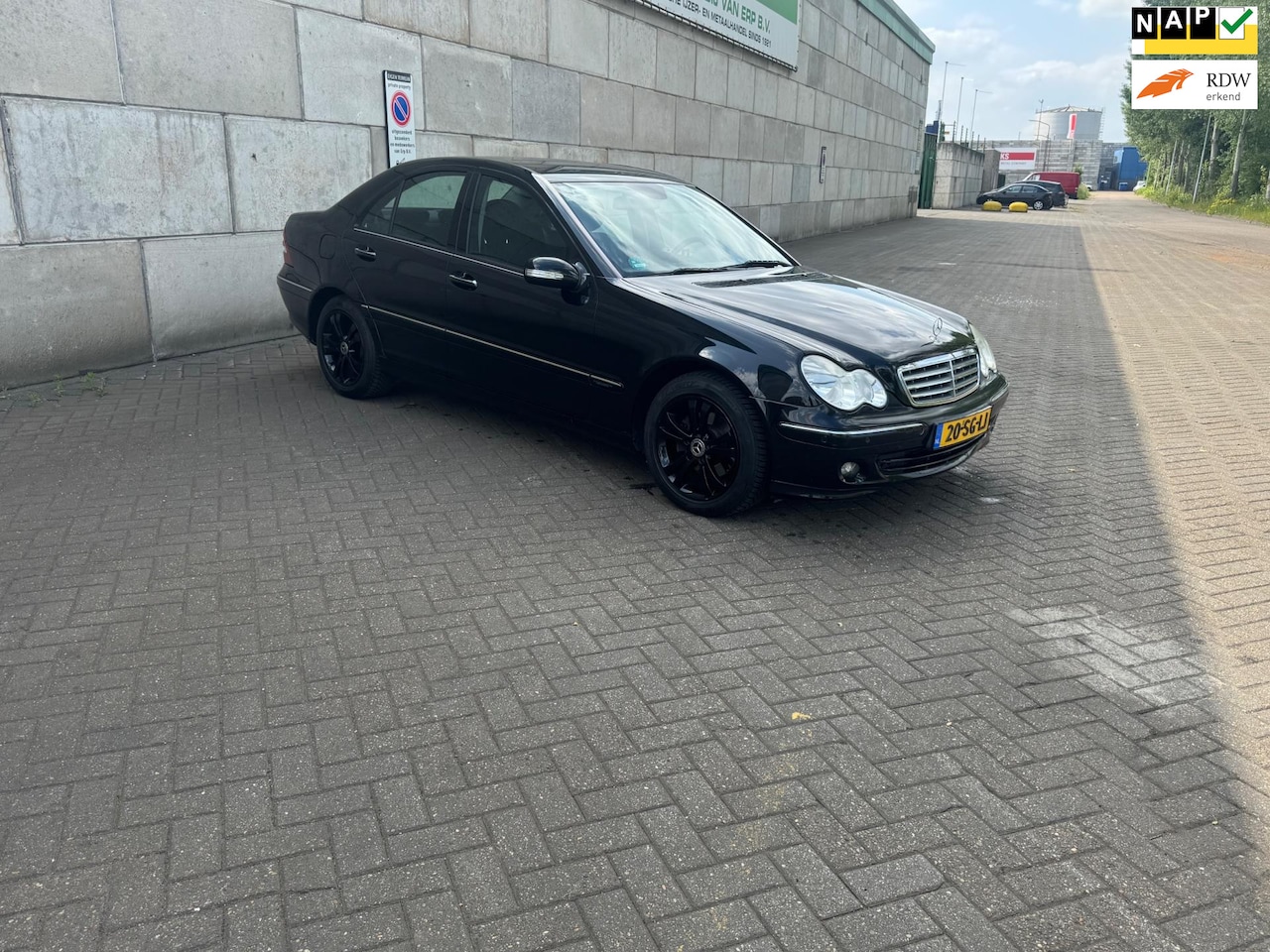 Mercedes-Benz C-klasse - 180 K. Elegance AUTOMAAT NETTE AUTO - AutoWereld.nl