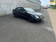 Mercedes-Benz C-klasse - 180 K. Elegance AUTOMAAT NETTE AUTO